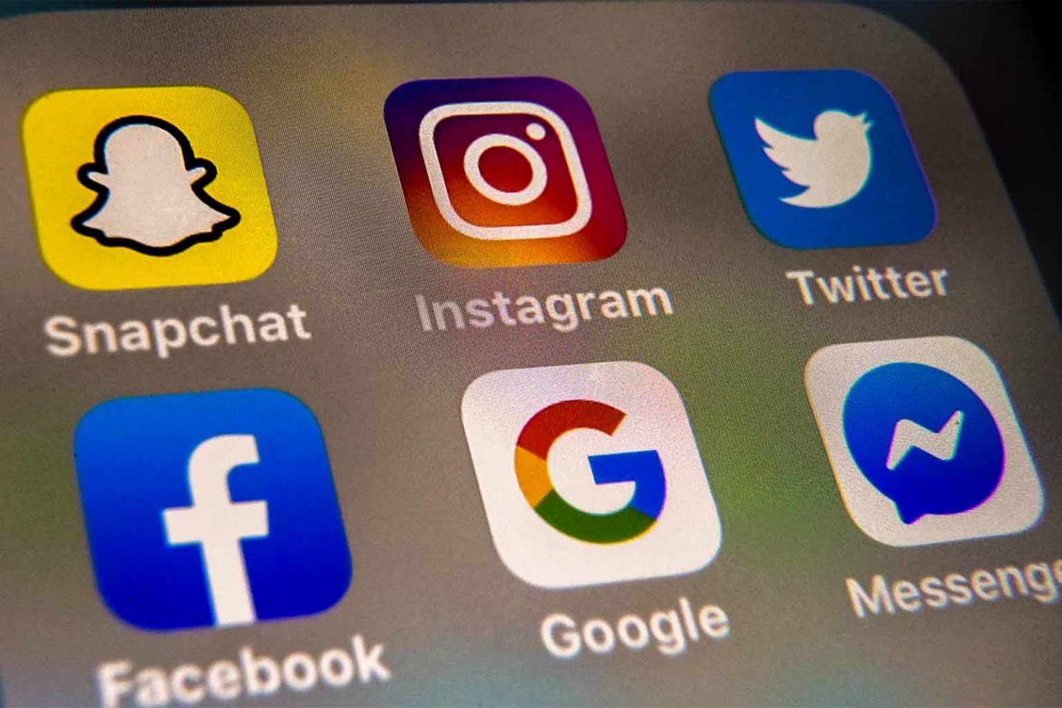 Polícia vyzýva rodičov, aby chránili svoje deti v digitálnom svete. Sociálne siete, ilustračný obrázok. Foto: Facebook