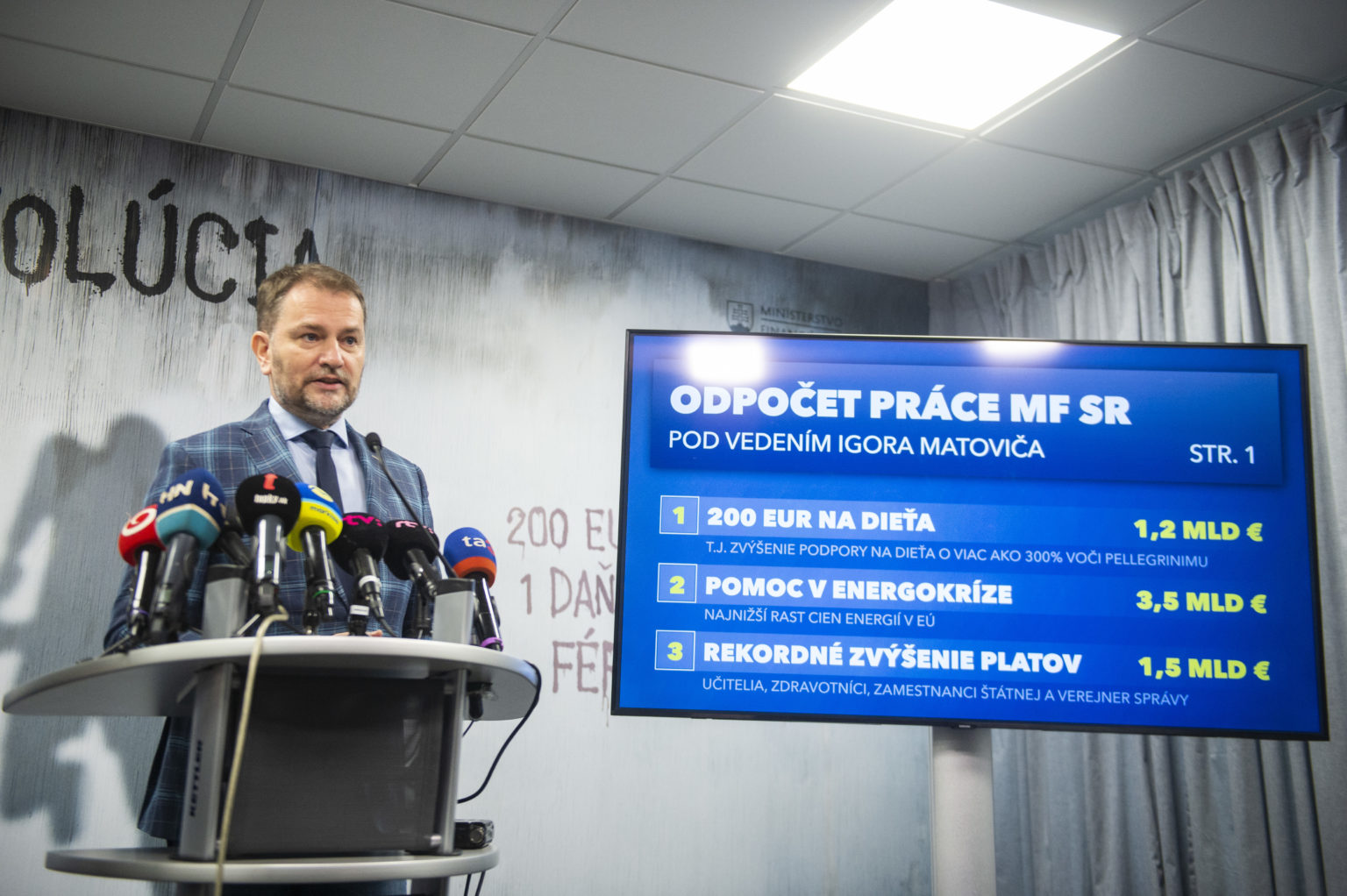 Na snímke predseda OĽaNO Igor Matovič počas tlačovej konferencie na tému Atómovky Igora Matoviča 23. decembra 2022 v Bratislave. Foto: Jakub Kotian/TASR