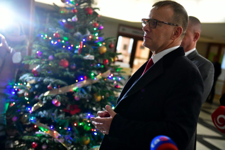 Boris Kollár navštívil na Štedrý deň zdravotníkov a záchranárov v Bratislave