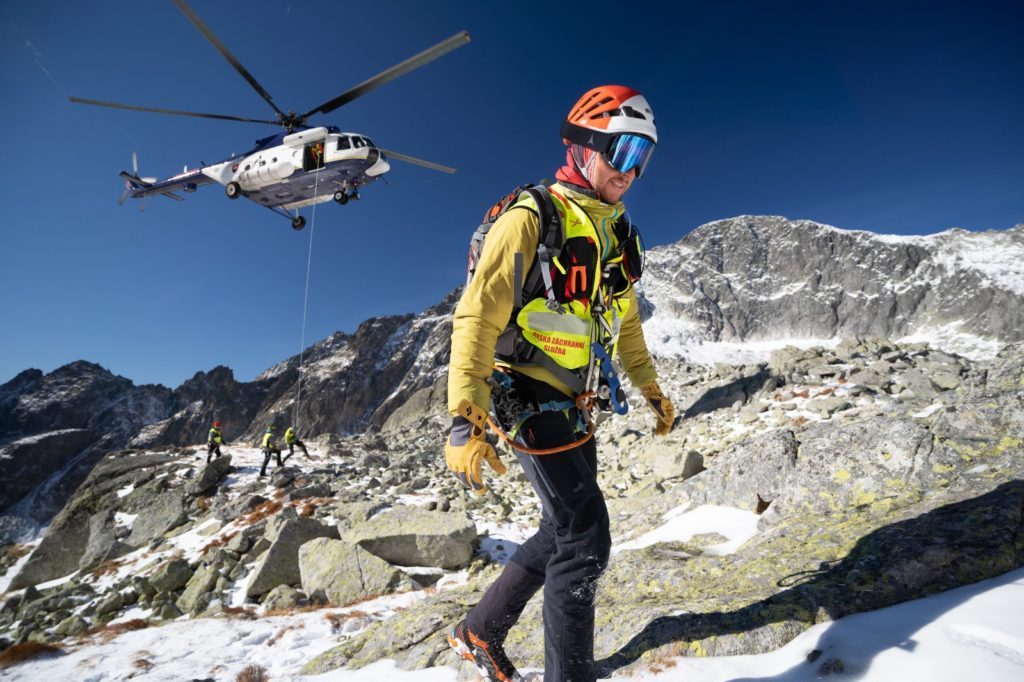 Na snímke horský záchranár Rudolf Golec. Foto: Matej Rumanský