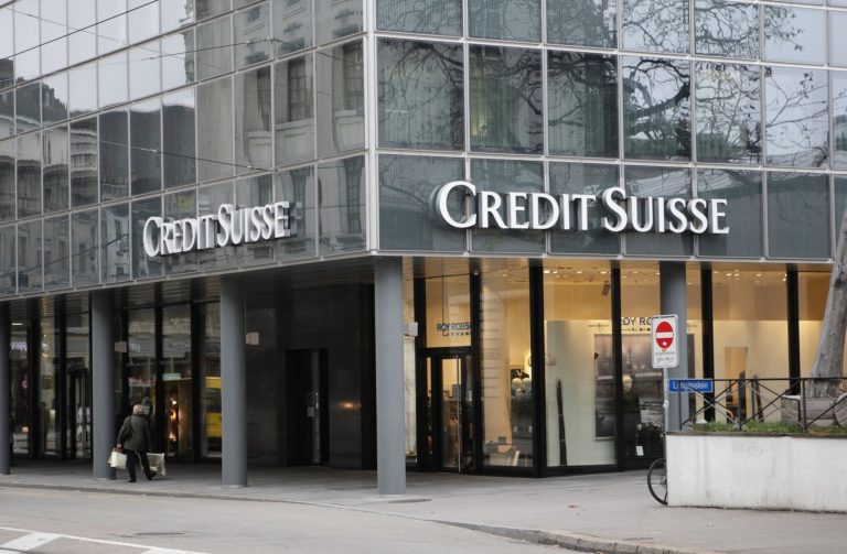 Európske akciové trhy rýchlo klesajú. Problém nie je SVB, ale Credit Suisse