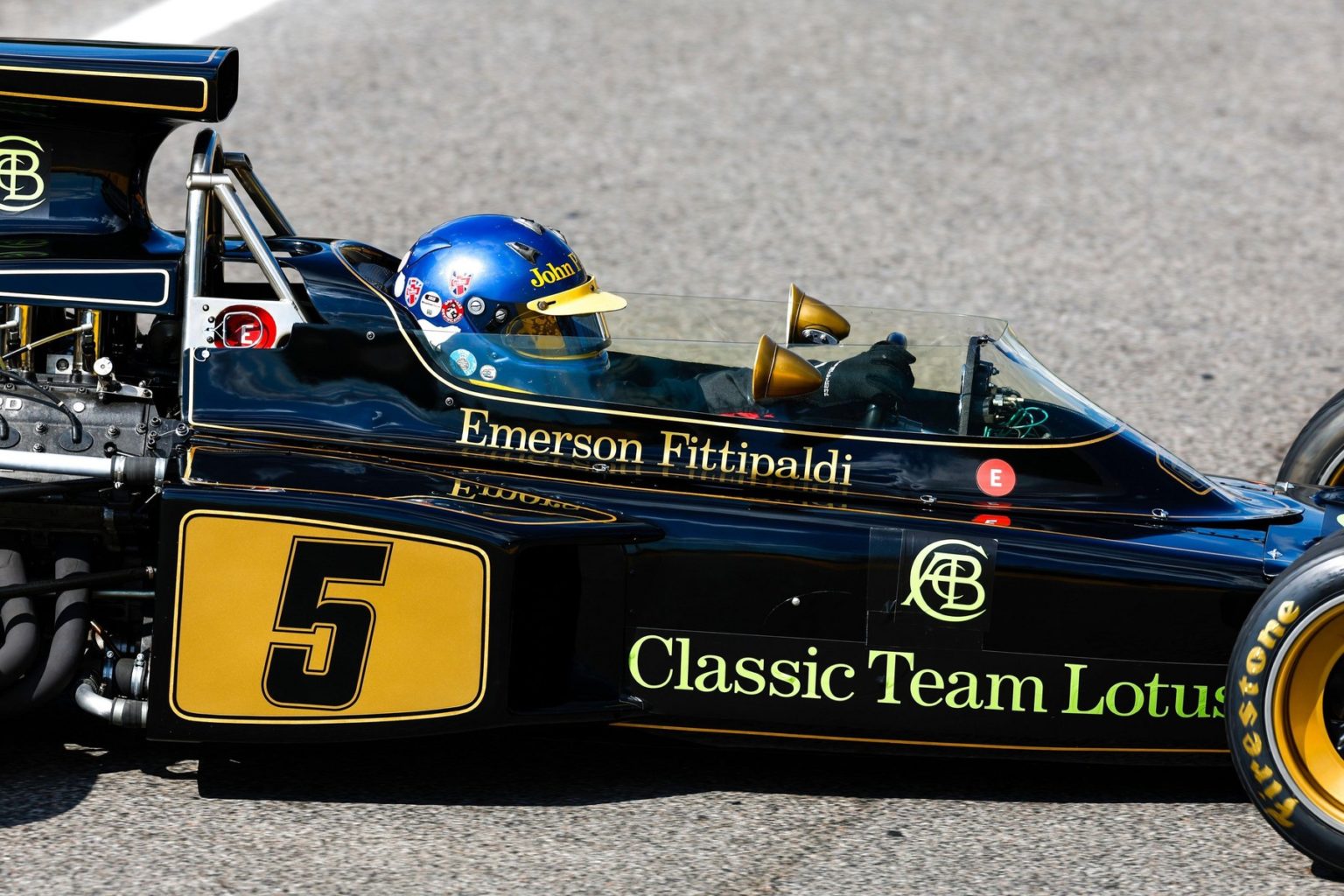 Brazílčan Emerson Fittipaldi sa stal dvojnásobným majstrom sveta F1 v tíme Lotus-Ford Cosworth. Foto: Profimedia.sk