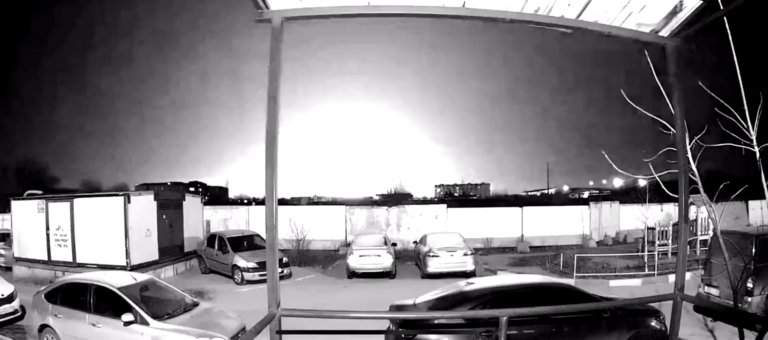 Rusko: Na dvoch vojenských letiskách vraj došlo k výbuchom, úrady sa nevyjadrujú