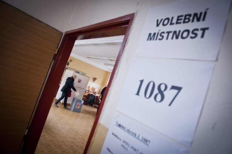 Obce a Štatistický úrad budú musieť zverejňovať zápisnice z volieb