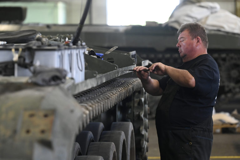 Miera evidovanej nezamestnanosti stúpla v decembri na úroveň 5,90 percenta