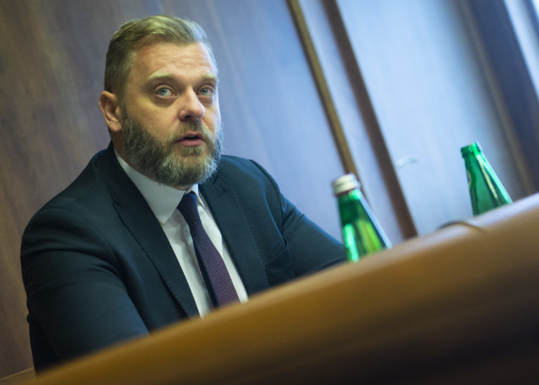 Juraj Krupa: Ministerka nekultúry chce zaviesť nejakú národnú kultúru čo sú drevenice bryndza a nič viac