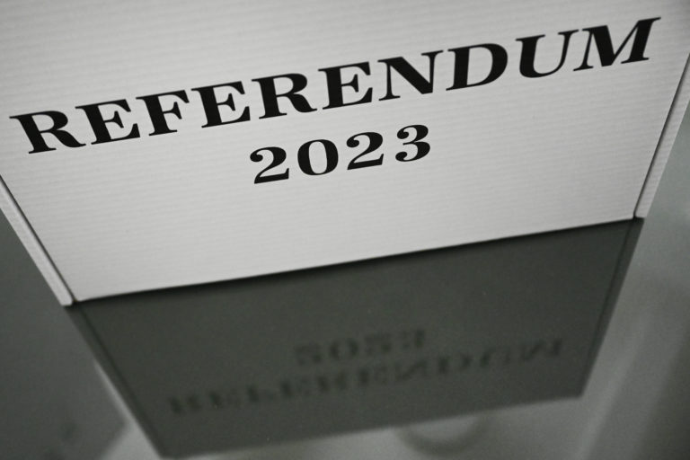 V hlavnom meste budú môcť voliči hlasovať v referende v 335 volebných okrskoch