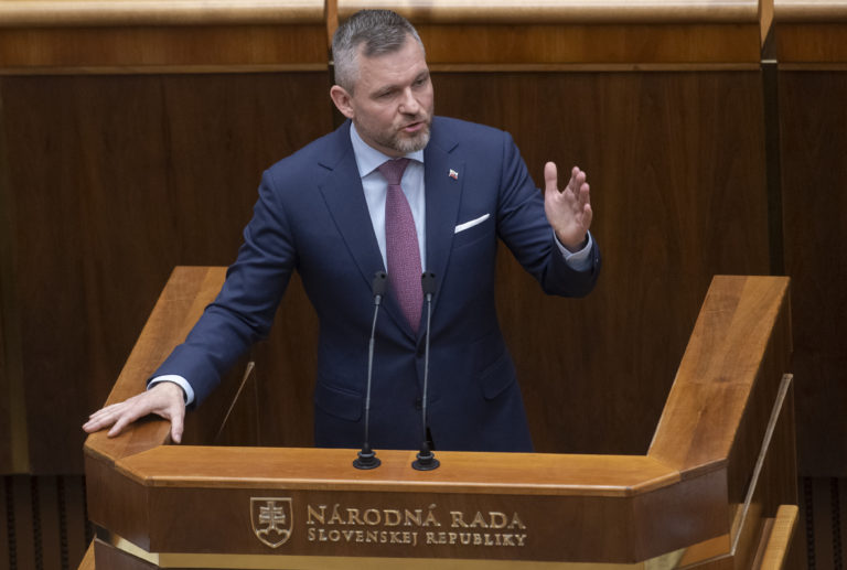 Pellegrini vyzýva SaS na podporu júnového termínu volieb