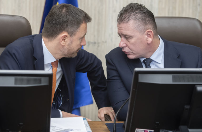 Pre konferenciu Globsec vláda dočasne obnoví kontroly na hraniciach