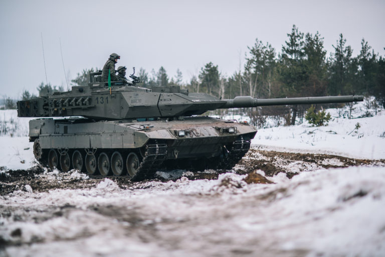 <strong>Nemecký minister hospodárstva nevylúčil dodanie tankov Leopard pre Ukrajinu</strong>