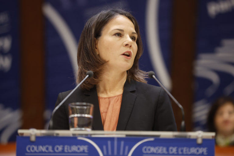 Baerbocková chce spomaliť rast byrokracie, Nemecko nepotrebuje vlastného komisára