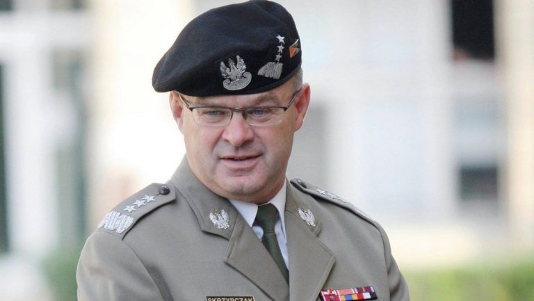 Gerasimov naplánoval záverečnú ruskú bitku na Ukrajine a chce jej veliť, tvrdí poľský generál