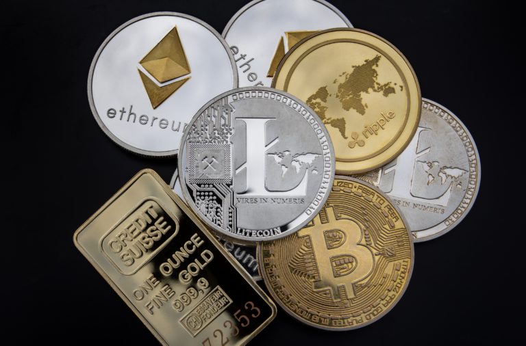 Analýza trhu s derivátmi – bitcoin a ethereum