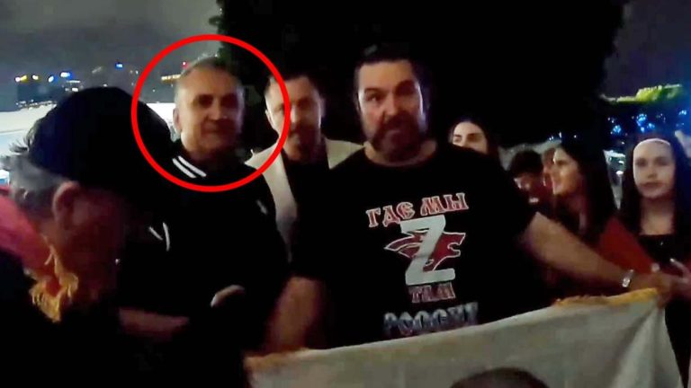 Srdjan Djokovič s priaznivcami Vladimira Putina. Foto: Twitter