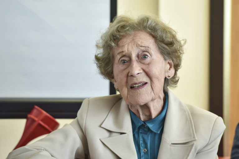 Vo veku 96 rokov zomrela lekárka a zakladateľka Ligy proti rakovine Eva Siracká