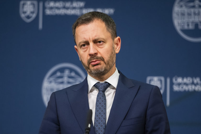Na snímke dočasne poverený predseda vlády SR Eduard Heger (OĽaNO) počas tlačovej konferencie k aktuálnem politickému dianiu v Bratislave 10. februára 2023. Foto: Jaroslav Novák/TASR
