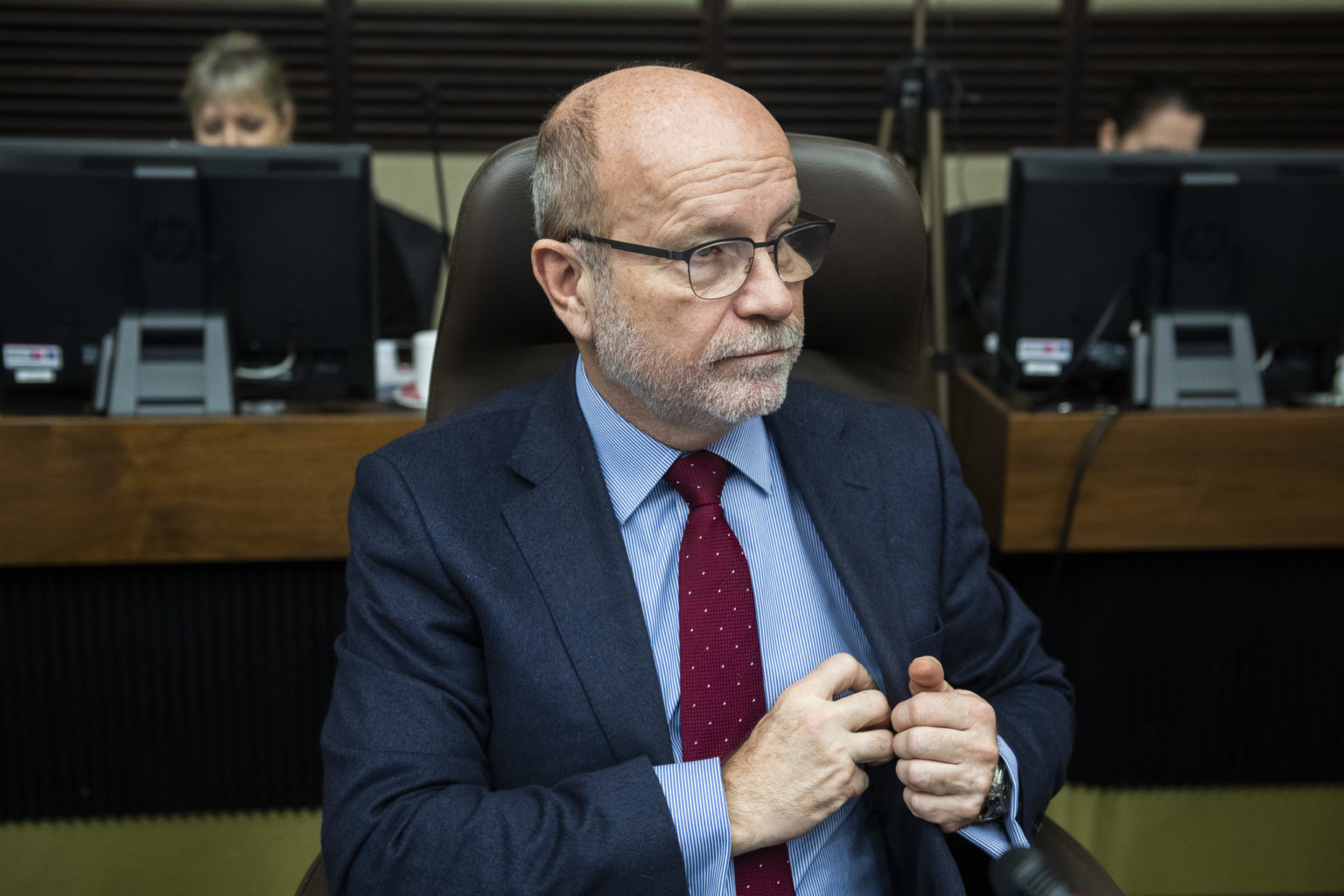 Na snímke dočasne poverený minister zahraničných vecí a európskych záležitostí SR Rastislav Káčer počas 135. schôdze vlády SR v Bratislave 15. februára 2023. Foto: Jaroslav Novák/TASR