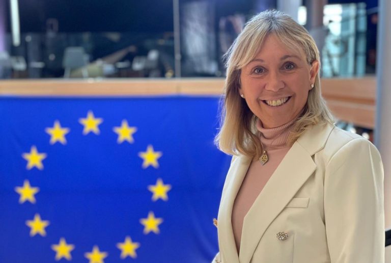 Europoslankyňu za Salviniho stranu vyšetrujú pre podvod