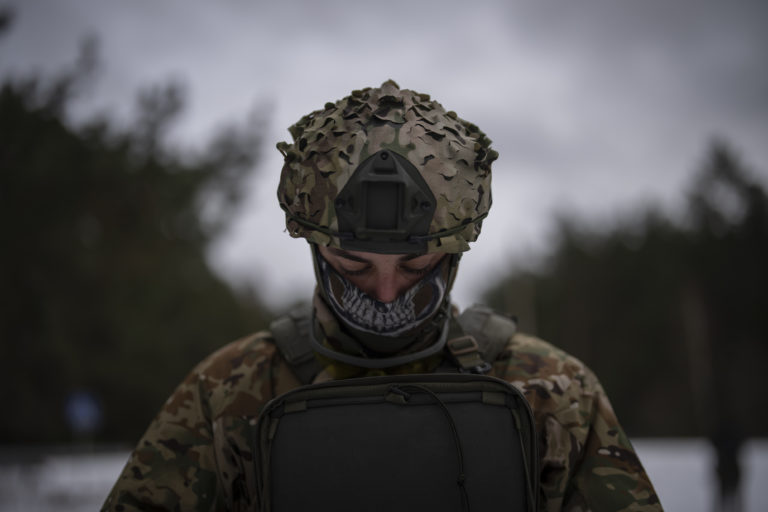 Ukrajinský vojak. Foto: TASR/AP