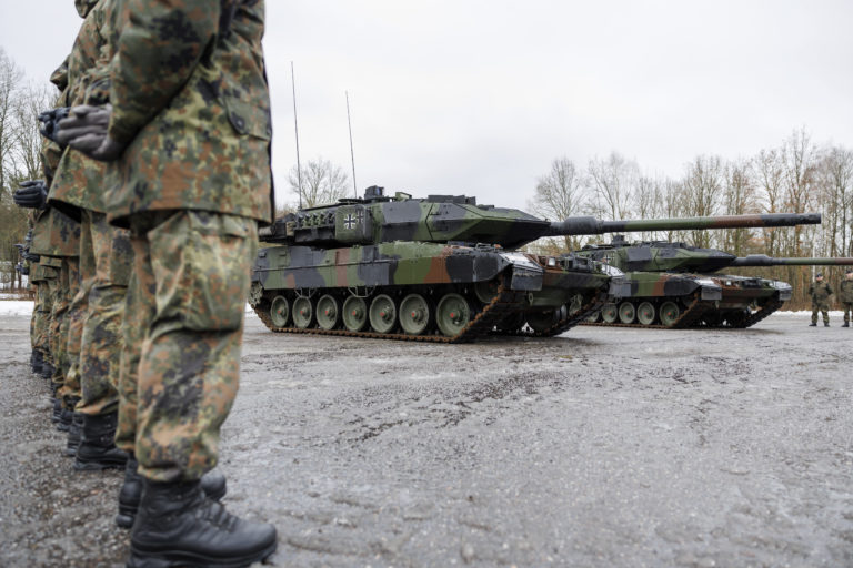 Tanky Leopard 2 A7V nemeckej armády. Foto: TASR/AP