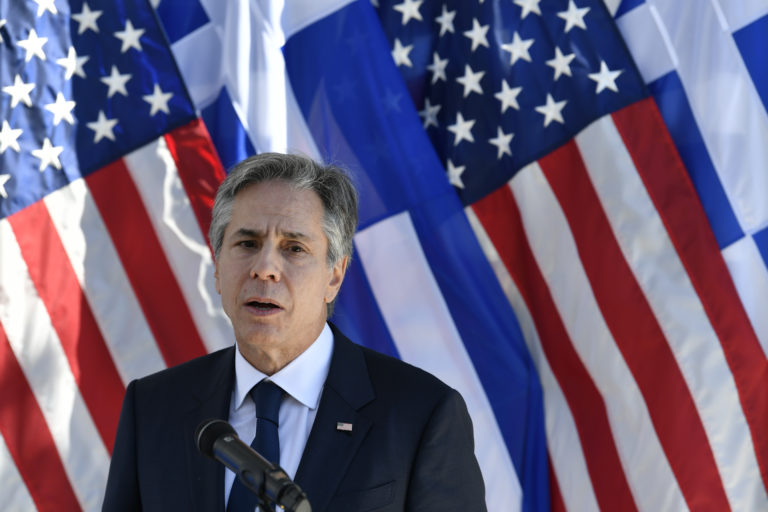 Ukrajina potrebuje podľa Blinkena nielen poraziť Rusko, ale aj prekonať korupciu v krajine