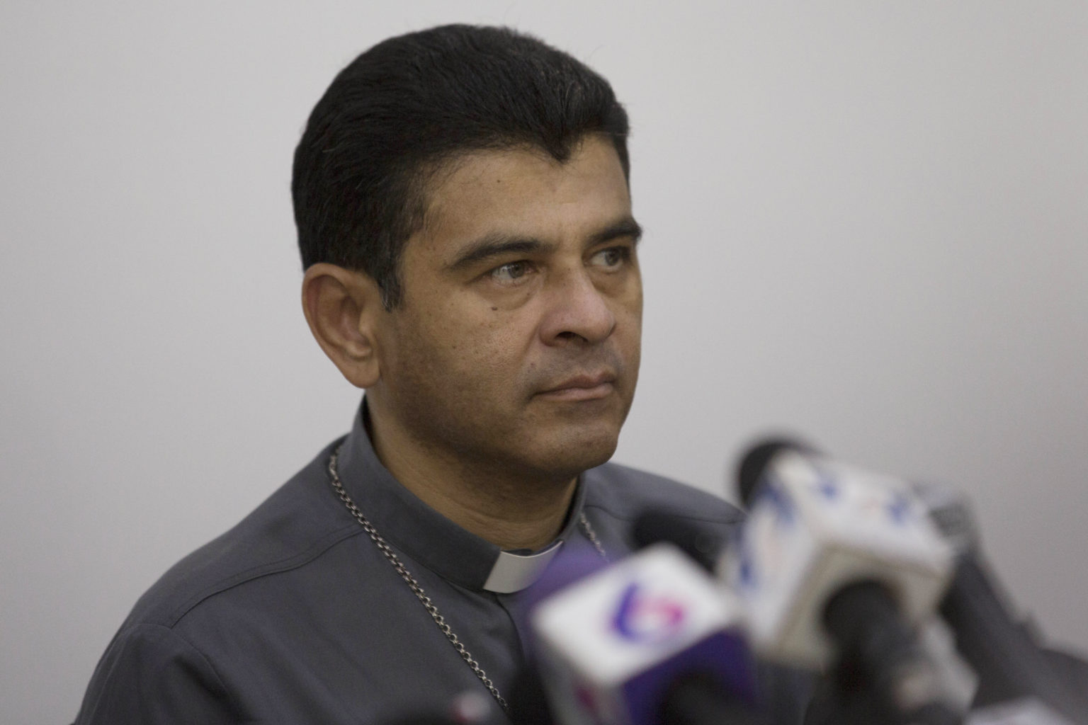 Na archívnej snímke z 3. mája 2018 katolícky biskup diecézy Matagalpa, Rolando Álvarez. Foto: TASR/AP
