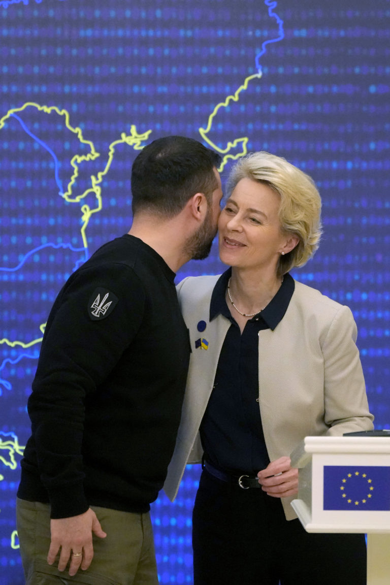 Brusel: Nový zákon je kľúčovým krokom Ukrajiny smerom k členstvu v EÚ