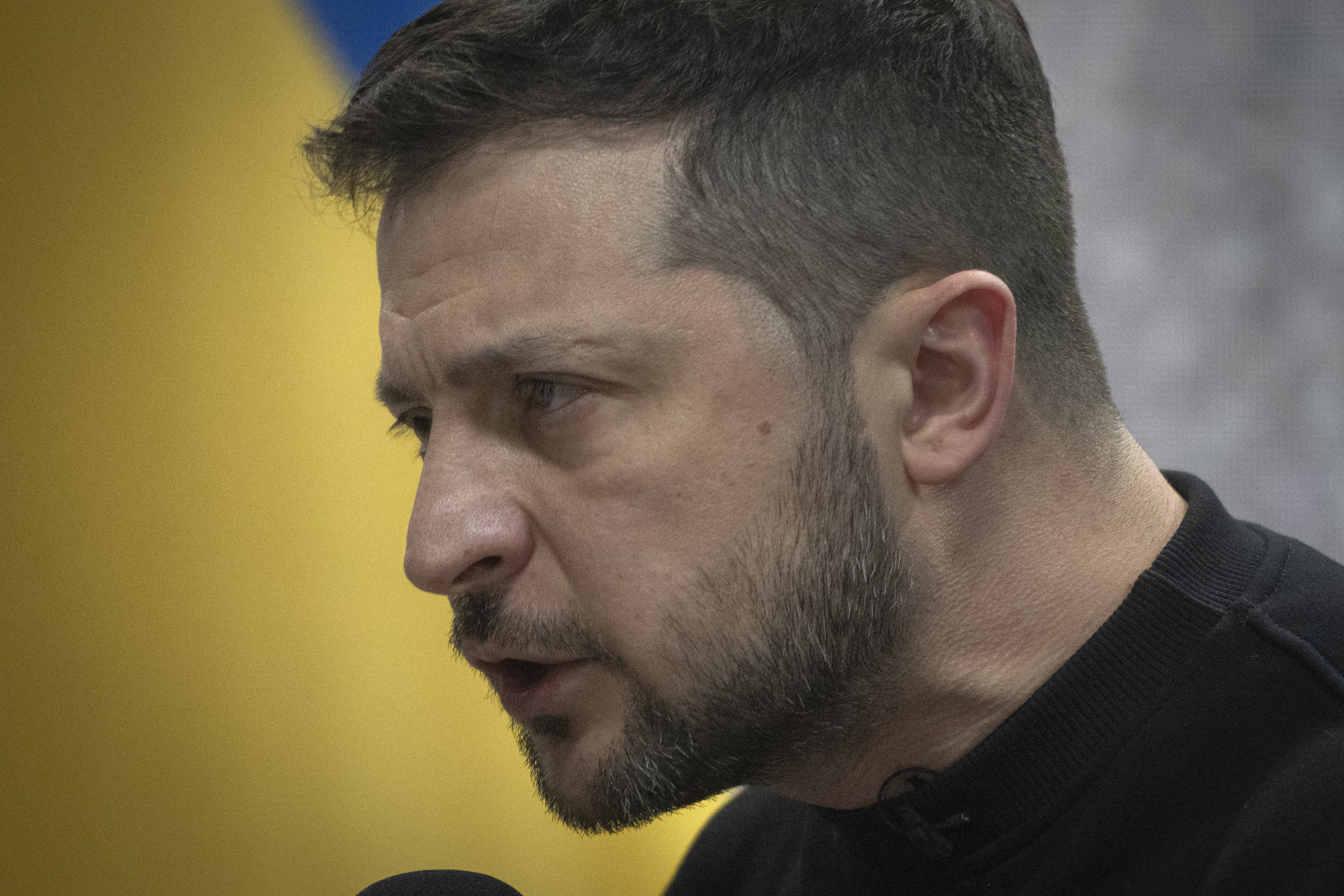 Kyjev reaguje na pápeža: Naša vlajka je žlto-modrá, žiadnu inú nevztýčime