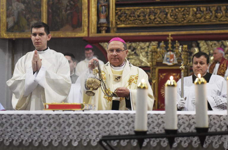 Kvetnou nedeľou vstupujú kresťania do Svätého týždňa