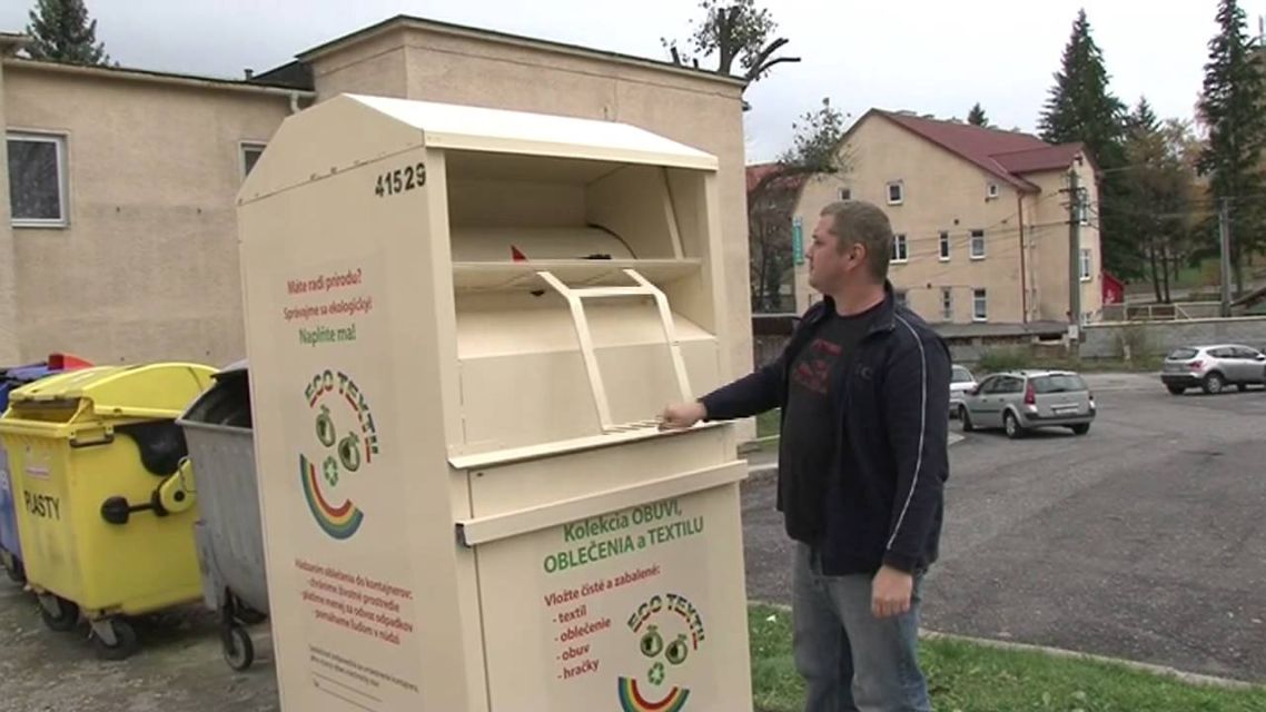Vyzbierali 18 ton textilu. Čo s ním urobia? Foto: mesto Handlová