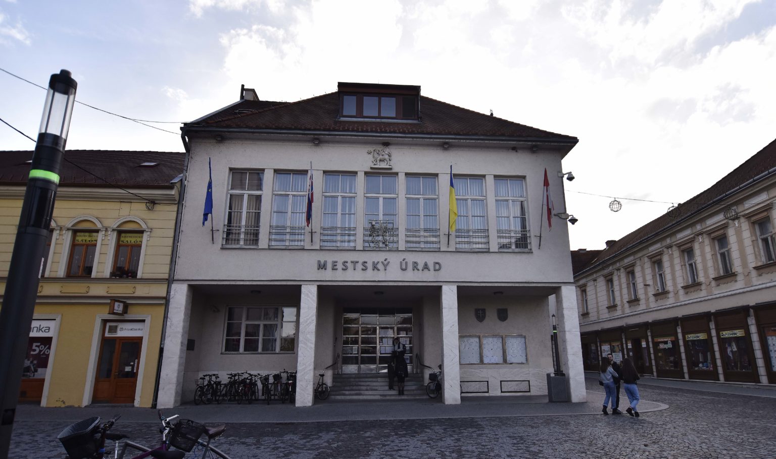 Mestský úrad v Trenčíne. Foto: Tomáš Somr 