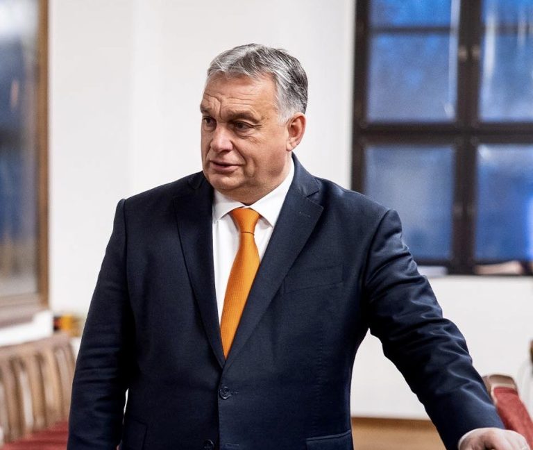Orbán si pripomenul 35. výročie založenia Fideszu