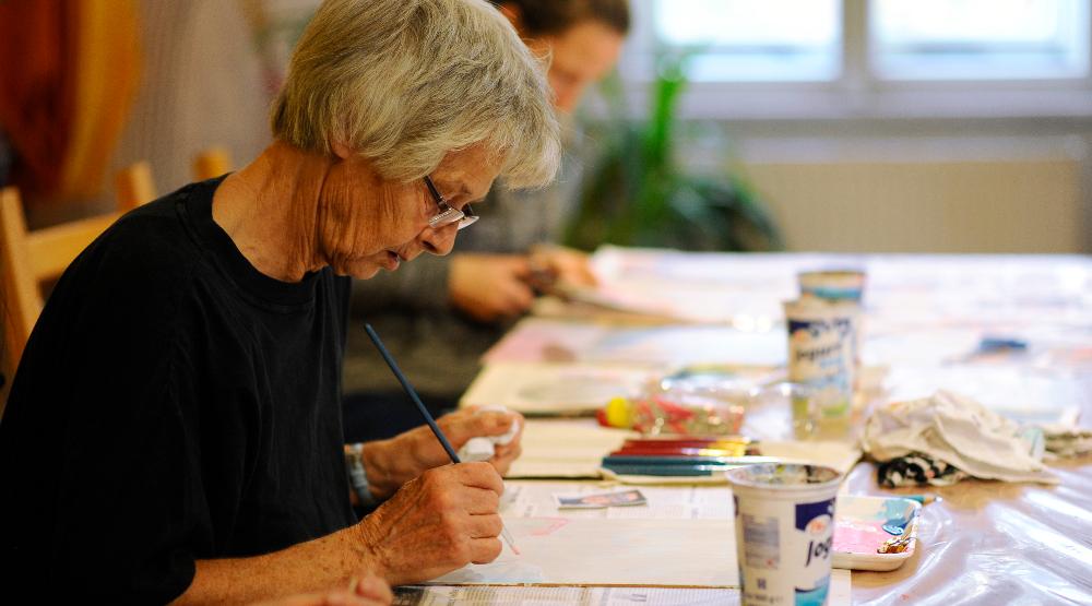 Navštívili sme ateliér pre seniorov v Trenčíne. Foto: Tomáš Somr 