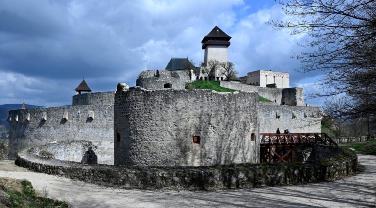 Vzácne hodiny mlčali desiatky rokov. Teraz opäť tikajú