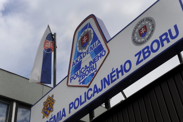 Potrebný vek na vstup do Policajného zboru sa zníži na 18 rokov