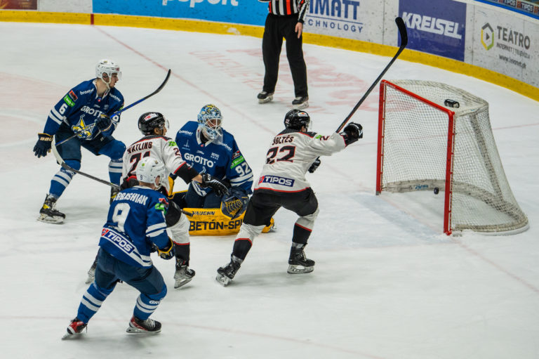 Momentka zo zápasu. Foto: Veronika Miháliková/TASR