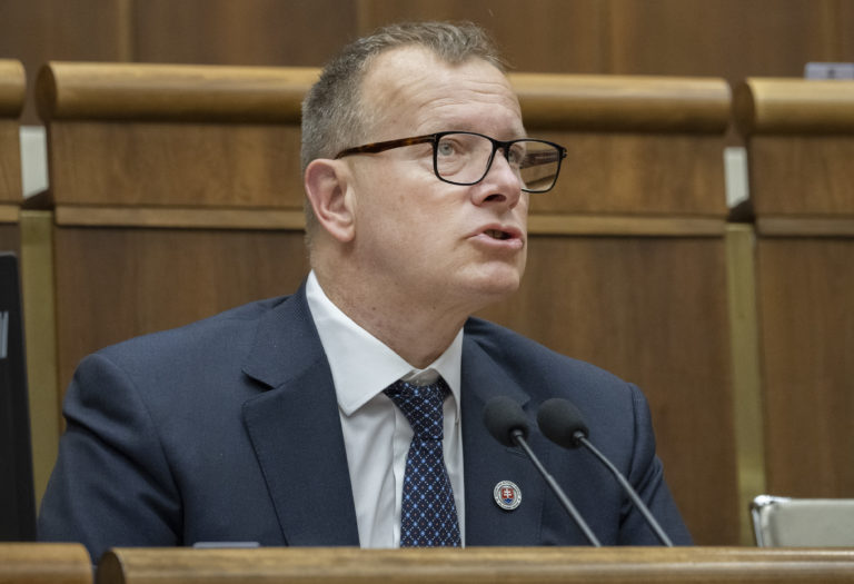 Kollár: Každá strana má vybrať tri návrhy, ktoré sú na schôdzi prioritou