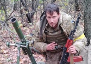 Som komunista, vyhlásil bývalý americký vojak a prebehol od Ukrajincov k Rusom