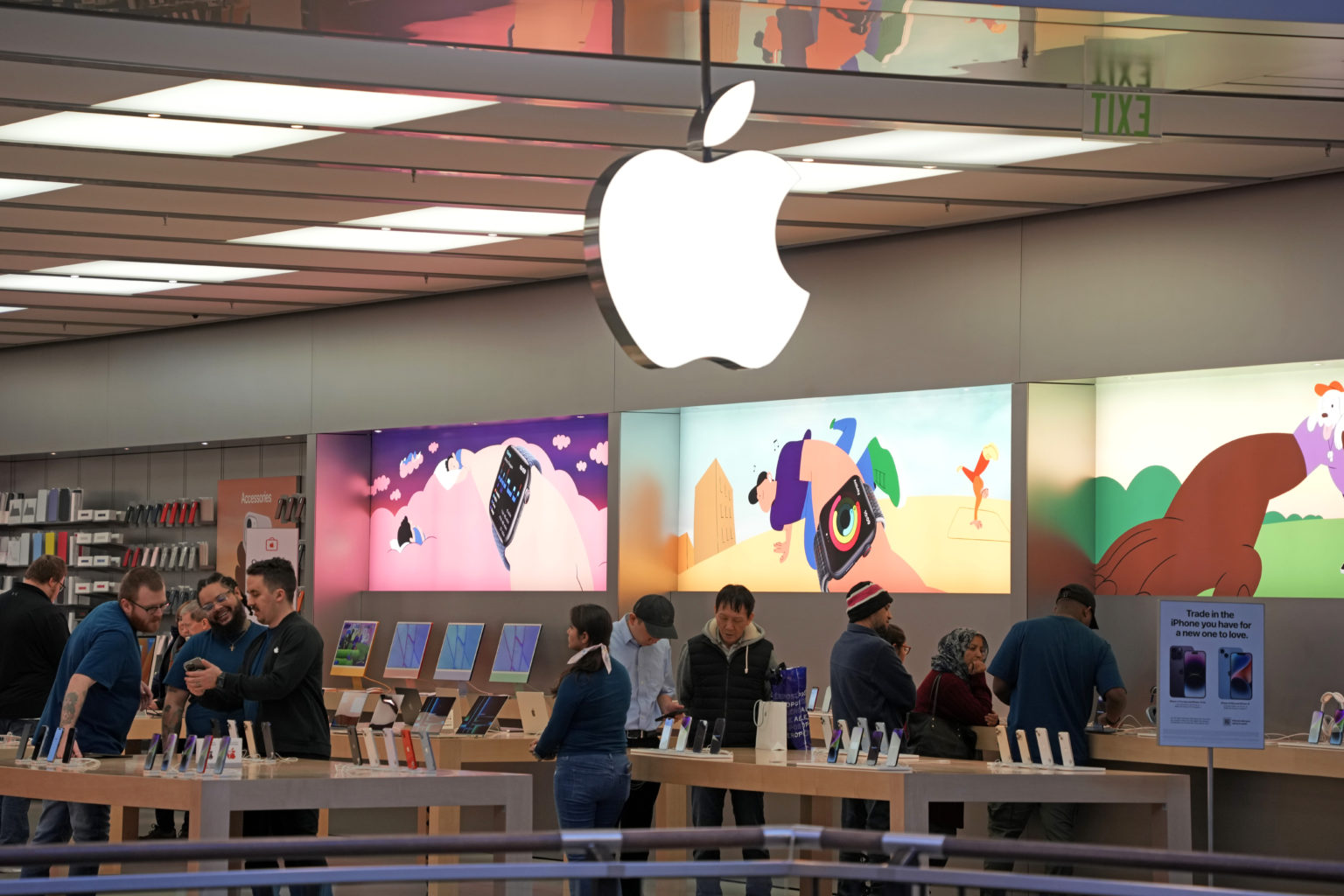 Predajňa Apple, ilustračný záber. Foto: TASR/AP