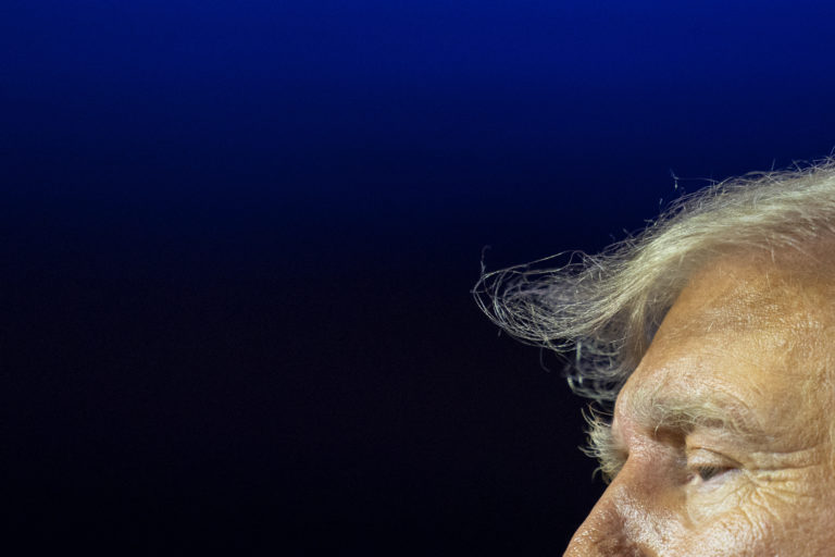 Miles: Trump by ako prezident vojne na Ukrajine nezabránil ani ju hneď neukončil