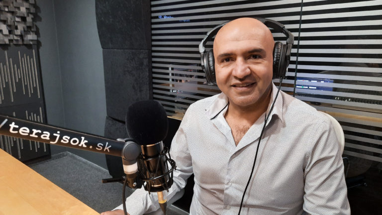 Podcast Mehdi Forouhar zubár z Iránu