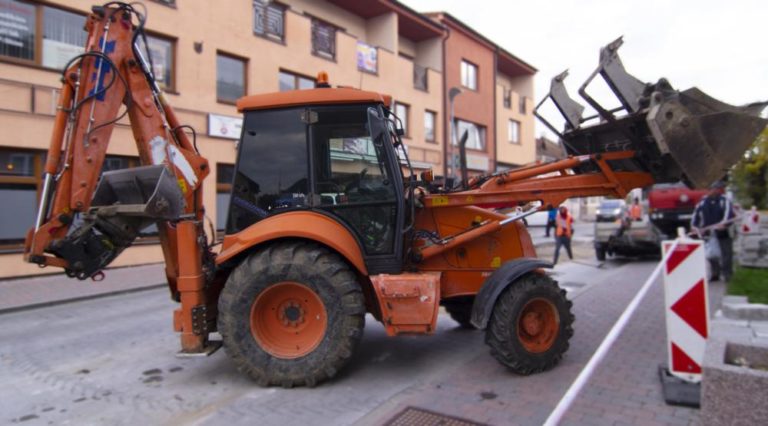 Prepadnutá dlažba sa dočkala opravy