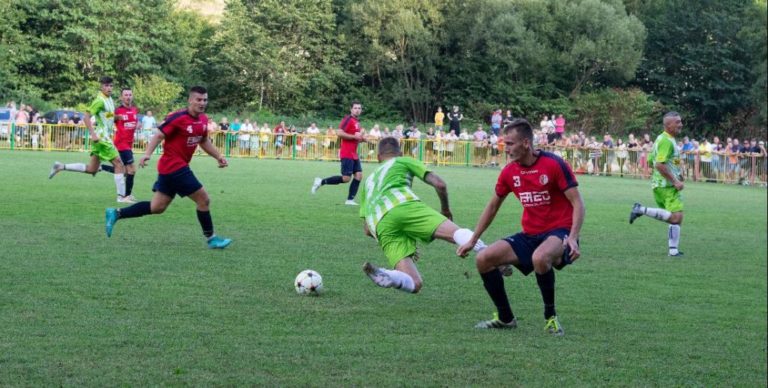 Škrtelov návrat do Ráztočna spôsobil ošiaľ