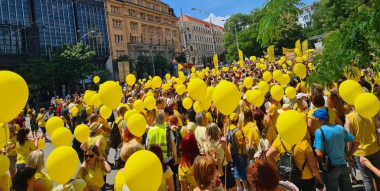 Trenčianski učitelia bojujú za svoje platy