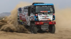 Náročný terén preveril autá aj posádky