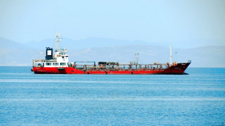 Ropný tanker. Foto: Pixabay