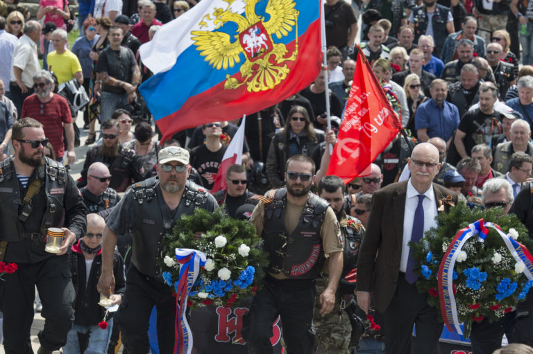 Noční vlci opäť vyrazili na motorkársku „vlasteneckú" jazdu z Moskvy do Berlína