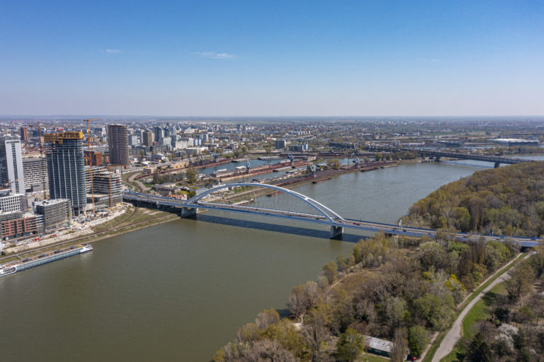 Mesto Bratislava podporuje vznik nového centra medzi Starým a Prístavným mostom