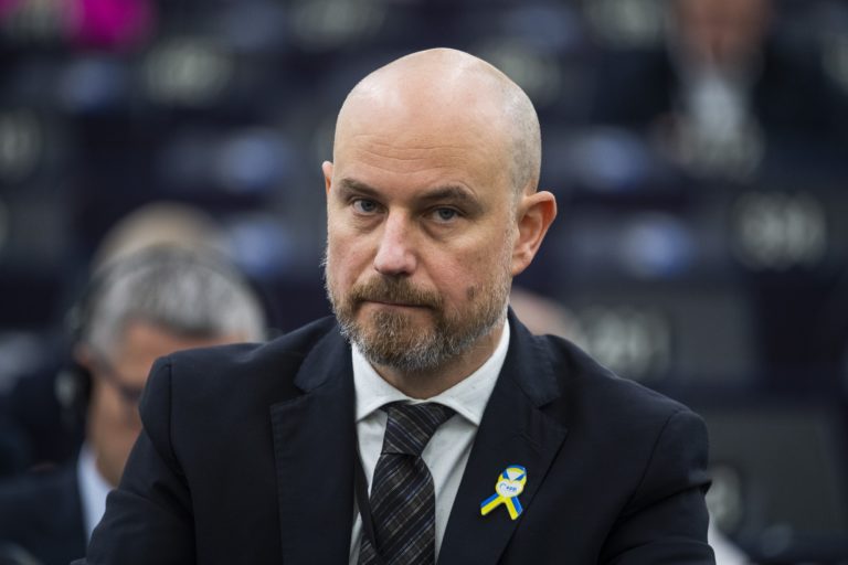 Bilčík: Srbsko musí pri vojne na Ukrajine držať jednotnú líniu s EÚ