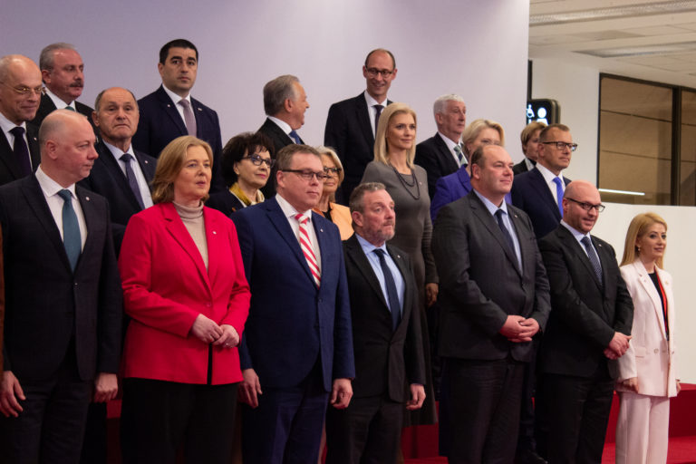 Kollár o Ukrajine v NATO: Je neprípustné, aby vstúpil štát, ktorý je vo vojne